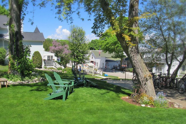 Tour Our Inn On Mackinac Island | Cloghaun Bed And Breakfast